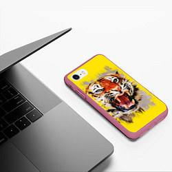 Чехол iPhone 7/8 матовый Оскал тигра, цвет: 3D-малиновый — фото 2