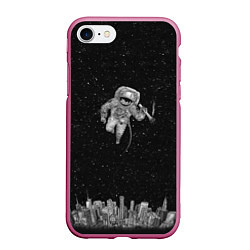 Чехол iPhone 7/8 матовый Космонавт Над Городом, цвет: 3D-малиновый