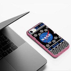 Чехол iPhone 7/8 матовый НАСА НОВЫЙ ГОД, цвет: 3D-малиновый — фото 2