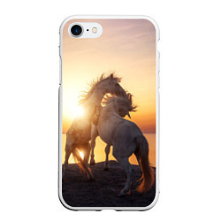 Чехол iPhone 7/8 матовый Лошади на закате