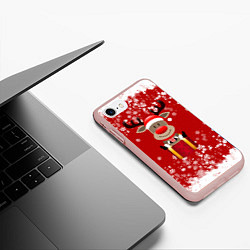 Чехол iPhone 7/8 матовый Олень на подарке, цвет: 3D-светло-розовый — фото 2
