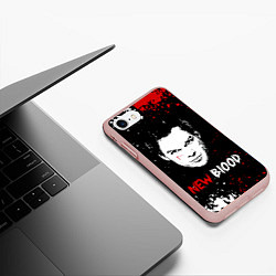 Чехол iPhone 7/8 матовый Декстер Новая Кровь Dexter New Blood, цвет: 3D-светло-розовый — фото 2