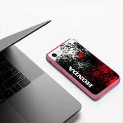 Чехол iPhone 7/8 матовый Honda брызги красок, цвет: 3D-малиновый — фото 2
