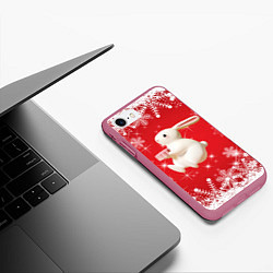 Чехол iPhone 7/8 матовый Новогодний объемный кролик, цвет: 3D-малиновый — фото 2