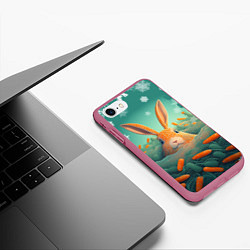 Чехол iPhone 7/8 матовый Кролик в море моркови, цвет: 3D-малиновый — фото 2