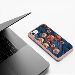 Чехол iPhone 7/8 матовый Хризантемы на джинсе, цвет: 3D-светло-розовый — фото 2