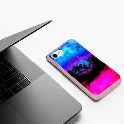 Чехол iPhone 7/8 матовый Ведьмак неоновый медальён, цвет: 3D-светло-розовый — фото 2