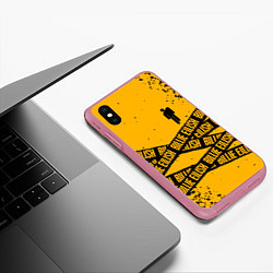 Чехол iPhone XS Max матовый BILLIE EILISH: Yellow Tape, цвет: 3D-малиновый — фото 2