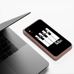Чехол iPhone XS Max матовый THE BEATLES ЗНАМЕНИТАЯ КАРТИНКА, цвет: 3D-коричневый — фото 2