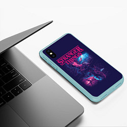Чехол iPhone XS Max матовый Stranger Things Очень странные дела, цвет: 3D-мятный — фото 2