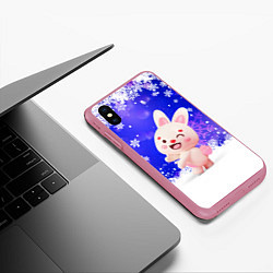 Чехол iPhone XS Max матовый Заяц и снежинки, цвет: 3D-малиновый — фото 2