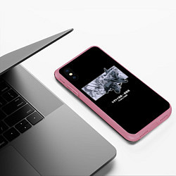 Чехол iPhone XS Max матовый Атакующий Леви Аккерман - Атака титанов, цвет: 3D-малиновый — фото 2