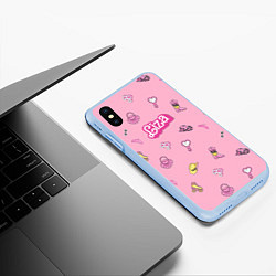 Чехол iPhone XS Max матовый Лиза - в стиле барби: аксессуары на розовом паттер, цвет: 3D-голубой — фото 2