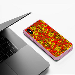 Чехол iPhone XS Max матовый Хохломская роспись золотистые цветы на красном фон, цвет: 3D-розовый — фото 2