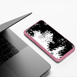 Чехол iPhone XS Max матовый Одни из нас краски зима, цвет: 3D-малиновый — фото 2