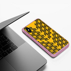Чехол iPhone XS Max матовый Чёрные полосы на жёлтом фоне, цвет: 3D-розовый — фото 2