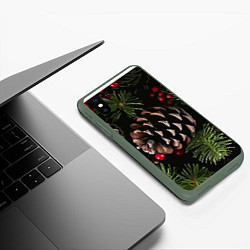 Чехол iPhone XS Max матовый Новый год шишки и клюква на ёлке, цвет: 3D-темно-зеленый — фото 2