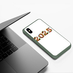 Чехол iPhone XS Max матовый Надпись новогодняя 2025 из пряников, цвет: 3D-темно-зеленый — фото 2