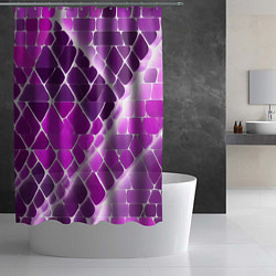 Шторка для душа Фиолетовые рельефные плитки и белое свечение, цвет: 3D-принт — фото 2