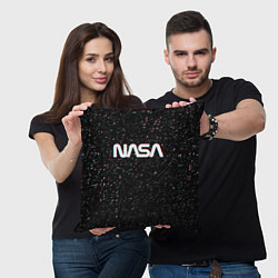 Подушка квадратная NASA: Space Glitch, цвет: 3D-принт — фото 2