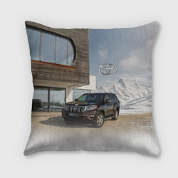 Подушка квадратная Тoyota Land Cruiser Prado у горного коттеджа Mount, цвет: 3D-принт