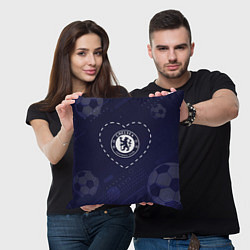 Подушка квадратная Лого Chelsea в сердечке на фоне мячей, цвет: 3D-принт — фото 2