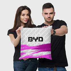 Подушка квадратная BYD pro racing: символ сверху, цвет: 3D-принт — фото 2