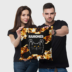 Подушка квадратная Ramones рок кот и огонь, цвет: 3D-принт — фото 2