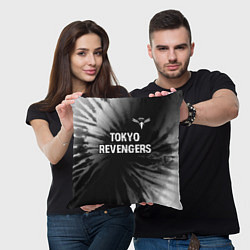 Подушка квадратная Tokyo Revengers glitch на темном фоне: символ свер, цвет: 3D-принт — фото 2