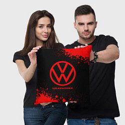 Подушка квадратная Volkswagen - red gradient, цвет: 3D-принт — фото 2
