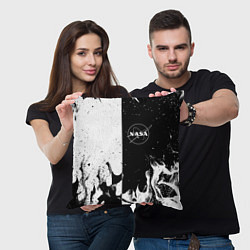 Подушка квадратная Nasa черно белый огонь, цвет: 3D-принт — фото 2