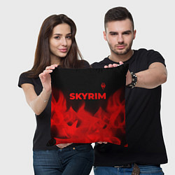 Подушка квадратная Skyrim - red gradient посередине, цвет: 3D-принт — фото 2