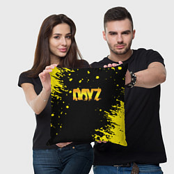 Подушка квадратная Dayz краски желтые краски, цвет: 3D-принт — фото 2