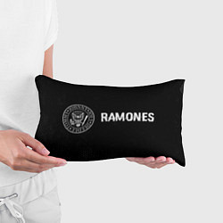 Подушка-антистресс Ramones glitch на темном фоне: надпись и символ, цвет: 3D-принт — фото 2