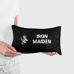 Подушка-антистресс Iron Maiden glitch на темном фоне по-горизонтали, цвет: 3D-принт — фото 2