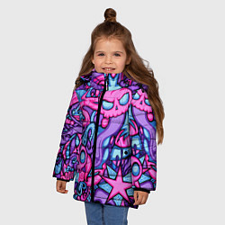 Куртка зимняя для девочки Граффити монстры, цвет: 3D-светло-серый — фото 2