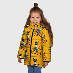 Куртка зимняя для девочки Котики на велосипедах, цвет: 3D-черный — фото 2