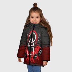Куртка зимняя для девочки Игра в кальмара: Арт, цвет: 3D-черный — фото 2