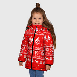Куртка зимняя для девочки НОВОГОДНИЙ СВИТЕР GENSHIN IMPACT КРАСНЫЙ, цвет: 3D-светло-серый — фото 2