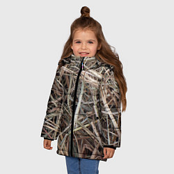 Куртка зимняя для девочки Обычная высохшая трава - авангард, цвет: 3D-красный — фото 2