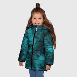 Куртка зимняя для девочки Малахитовая абстракция, цвет: 3D-черный — фото 2
