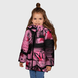 Куртка зимняя для девочки Новогодние игрушки зайки и звезды, цвет: 3D-красный — фото 2