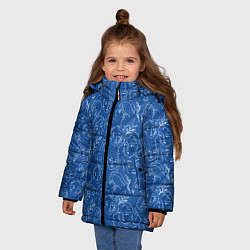 Куртка зимняя для девочки Женские лица на джинсовом синем, цвет: 3D-черный — фото 2