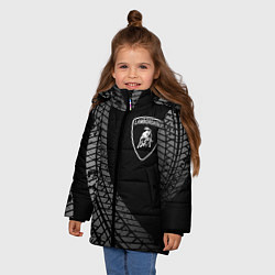 Куртка зимняя для девочки Lamborghini tire tracks, цвет: 3D-черный — фото 2