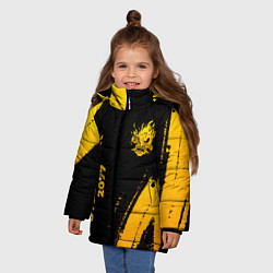 Куртка зимняя для девочки Cyberpunk 2077 - gold gradient: надпись, символ, цвет: 3D-черный — фото 2