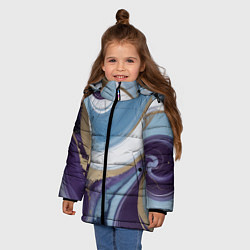Куртка зимняя для девочки Абстрактный волнистый узор фиолетовый с голубым, цвет: 3D-светло-серый — фото 2