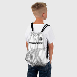 Рюкзак-мешок Dongfeng speed на светлом фоне со следами шин: сим, цвет: 3D-принт — фото 2