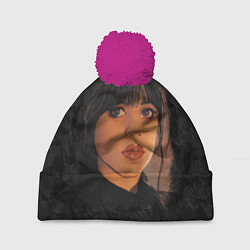 Шапка с помпоном Портрет Уэнздей Аддамс, цвет: 3D-малиновый