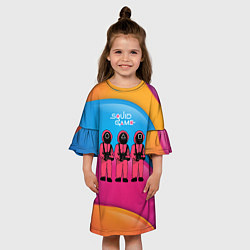Платье клеш для девочки Игра в кальмара - красочный фон, цвет: 3D-принт — фото 2