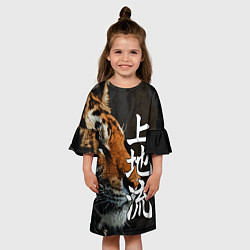 Платье клеш для девочки Год тигра 2022 Взгляд, цвет: 3D-принт — фото 2